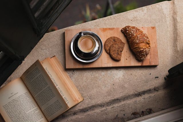 Лікарка розповіла, чому не варто пити каву після їжі - фото 490341