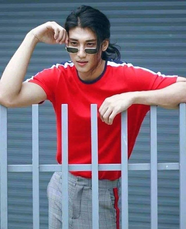 Названо власника найкрасивішого чоловічого обличчя 2021 року - фото 490955