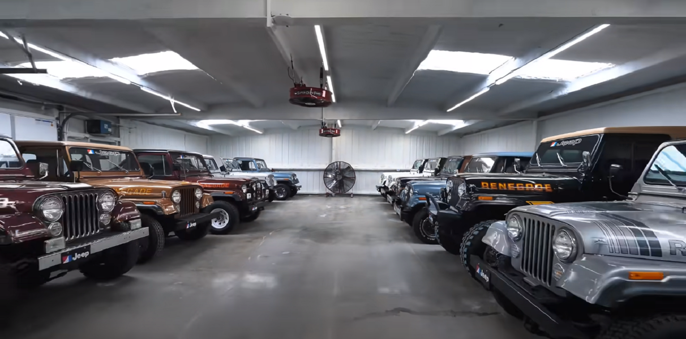 Американець виставив на продаж свою колекцію позашляховиків Jeep CJ за 1 мільйон доларів - фото 1