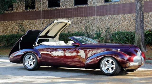 Шоу-кар Buick Blackhawk, який засвітився у фільмі 'Погані хлопці', виставили на продаж - фото 491371
