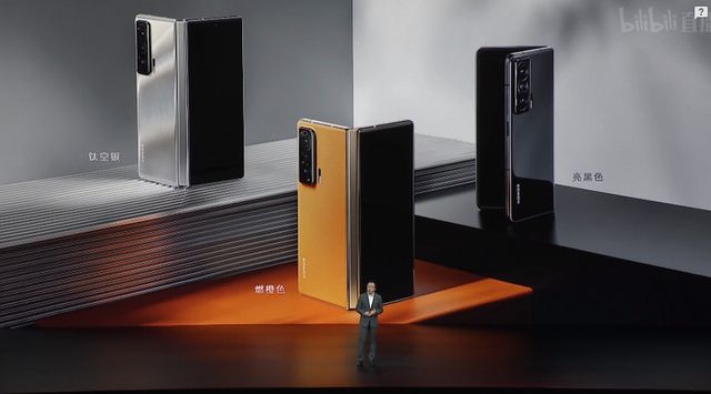 Представлено Honor Magic V: перший гнучкий смартфон на Snapdragon 8 Gen 1 - фото 491540