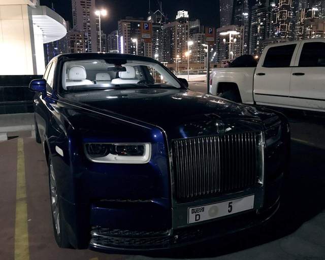 Чоловік з ОАЕ купив для свого Rolls-Royce номер за 9 мільйонів доларів: причина вас здивує - фото 491722