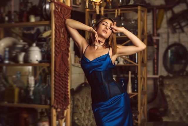 Найгарячіші образи Злати Огнєвіч за всю кар'єру: добірка фото іменинниці (18+) - фото 491755