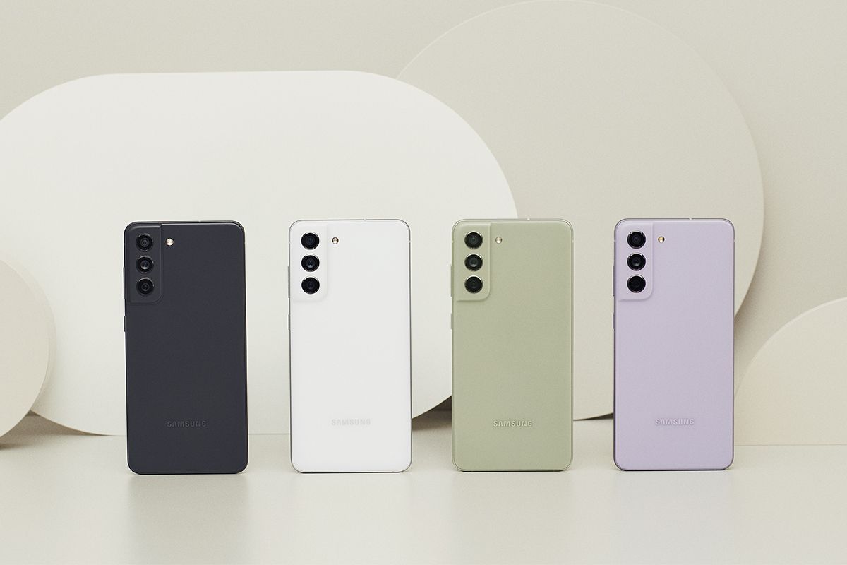 Блогери перевірили ремонтопридатність Samsung Galaxy S21 FE: що їх здивувало