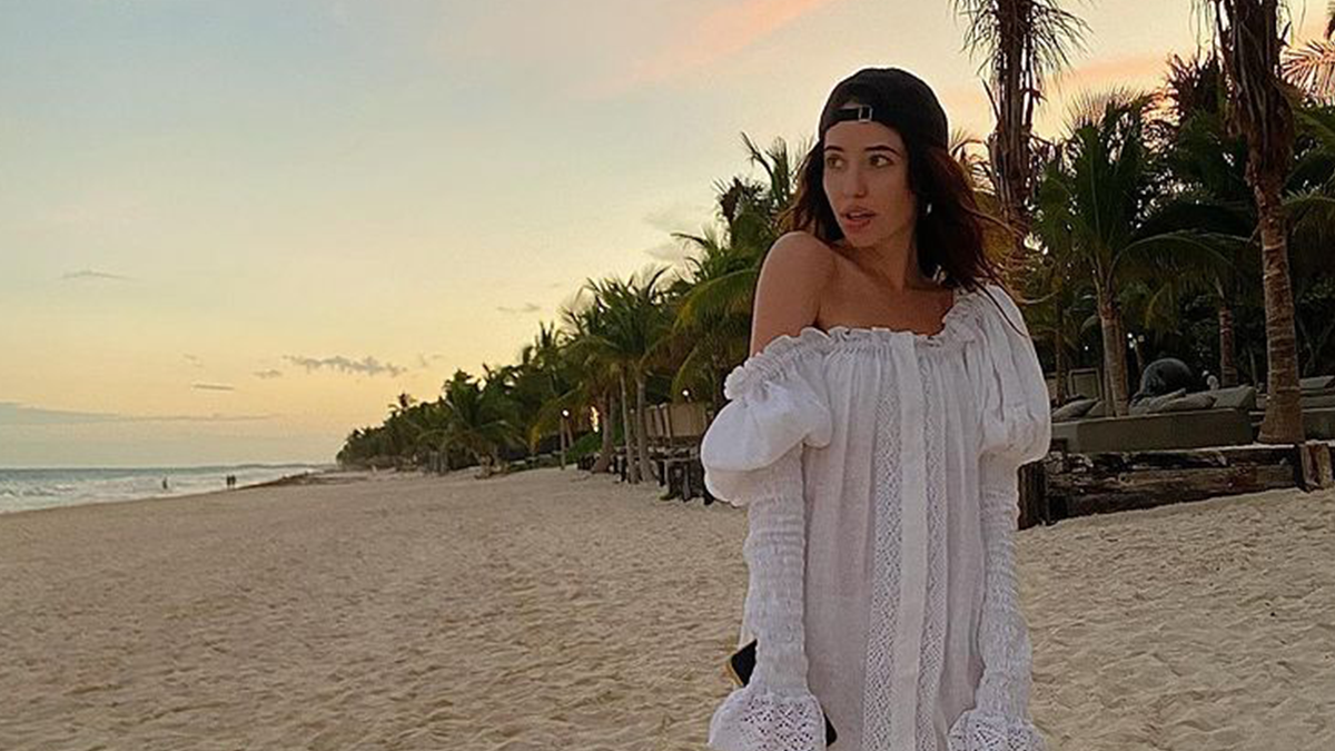 Сексуальна Надя Дорофєєва розбурхала мережу гарячим фото у крихітному бікіні