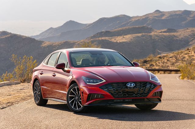 Не BMW єдиними: у яких машинах з'явиться функція Apple CarKey - фото 492804