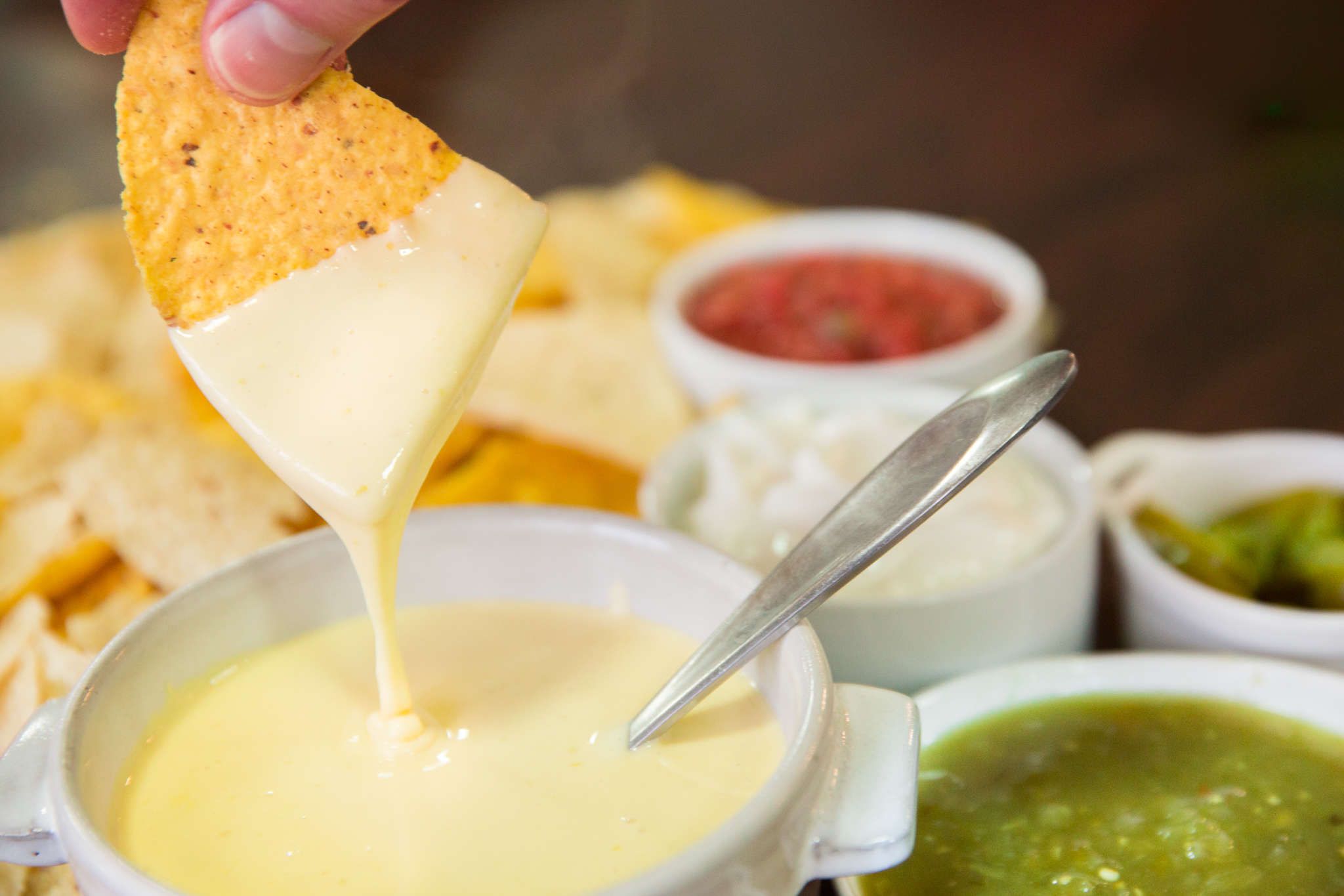 Сирний соус за 1 хвилину: цей рецепт підкорить справжніх гурманів - фото 1