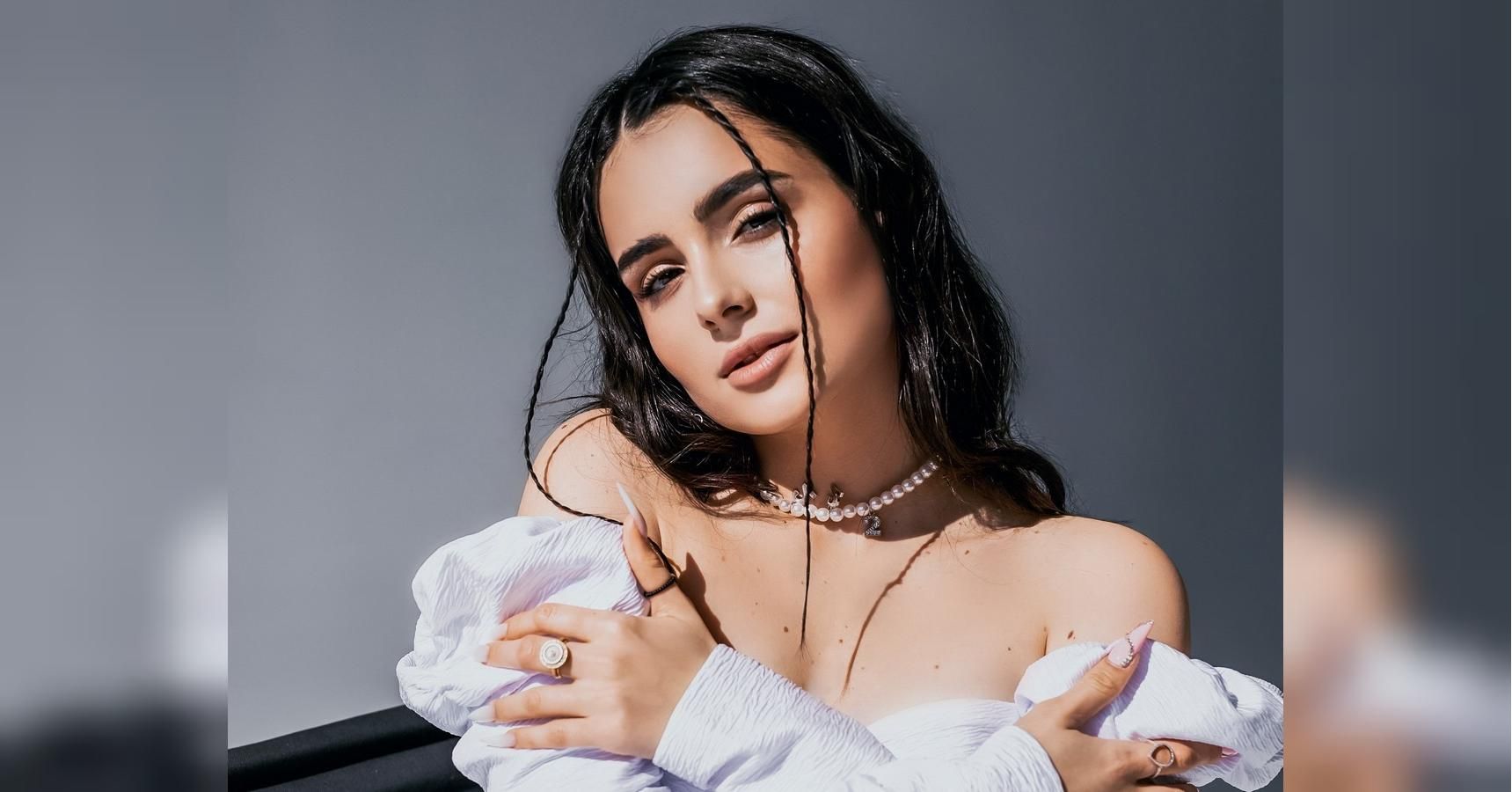 Анна Трінчер - фото 1