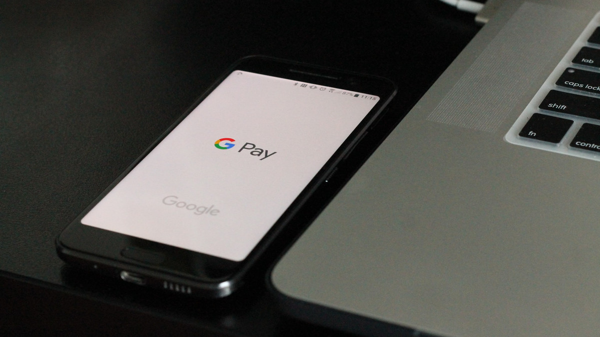 Криптоватою можна буде розраховуватися за допомогою Google Pay - фото 1