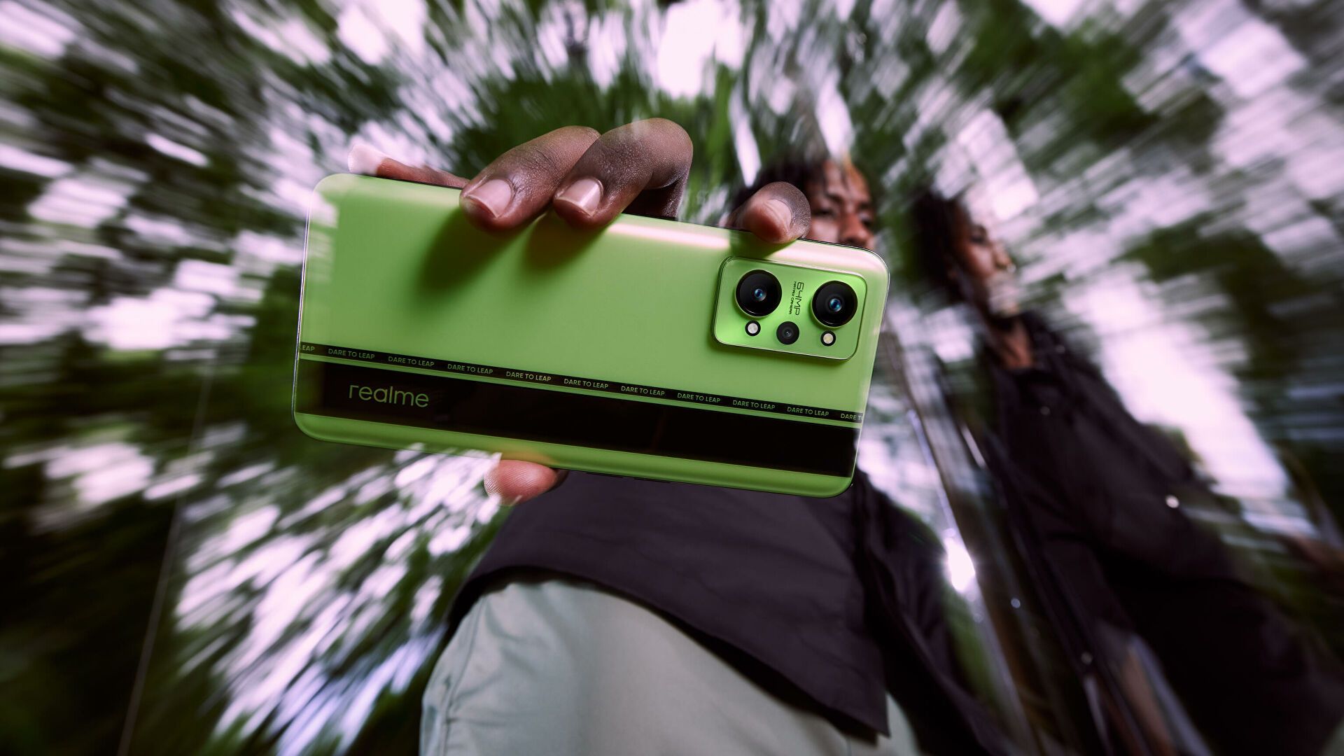 Як фахівці оцінили можливості камер realme GT Neo 2 - фото 1