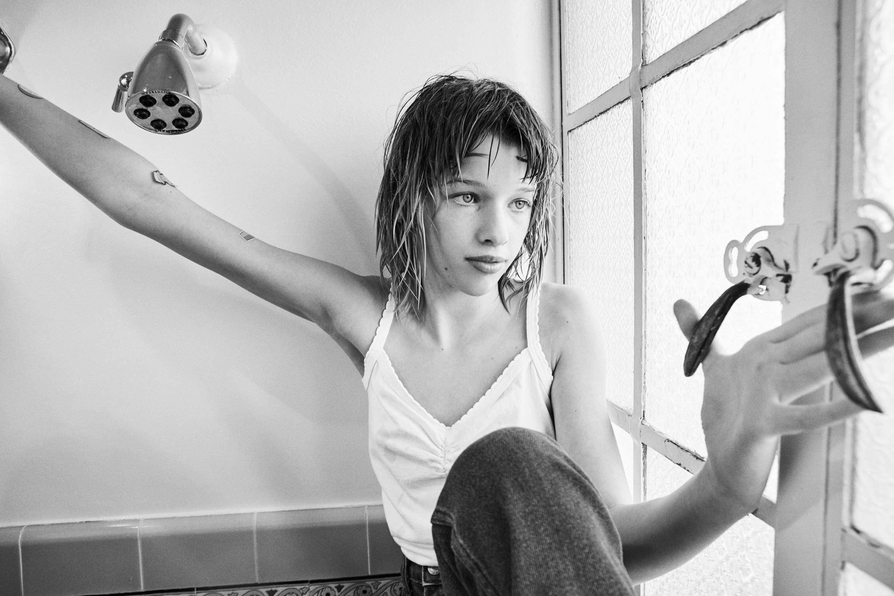 Юна донька Міли Йовович вразила схожістю з мамою