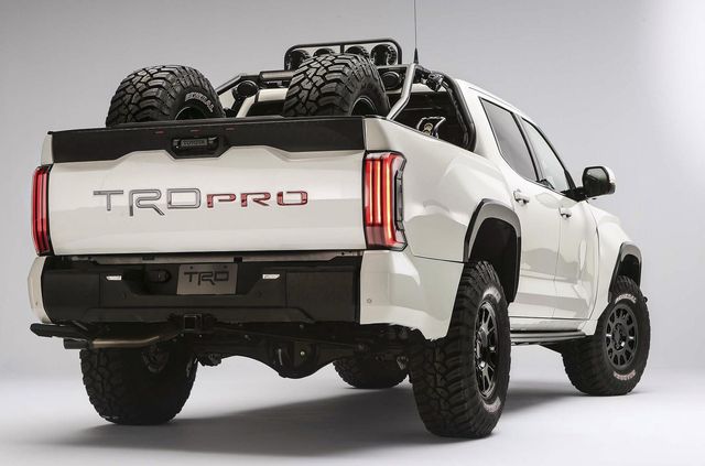 Toyota випустить екстремальну версію пікапа Tundra - фото 493915