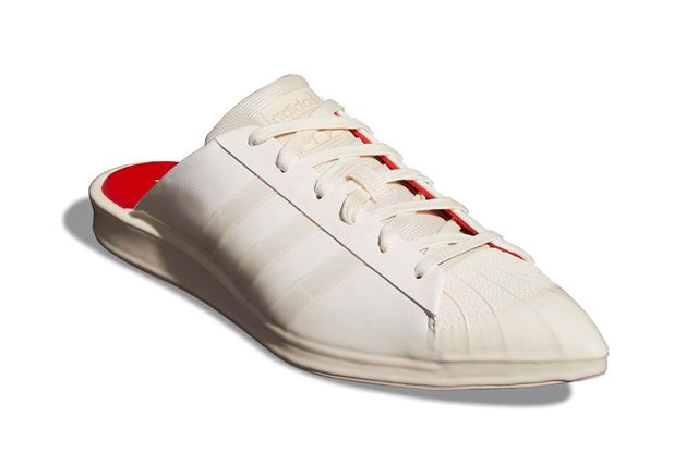 Бейонсе разом з Adidas випустила незвичайне взуття до Дня Валентина - фото 494277