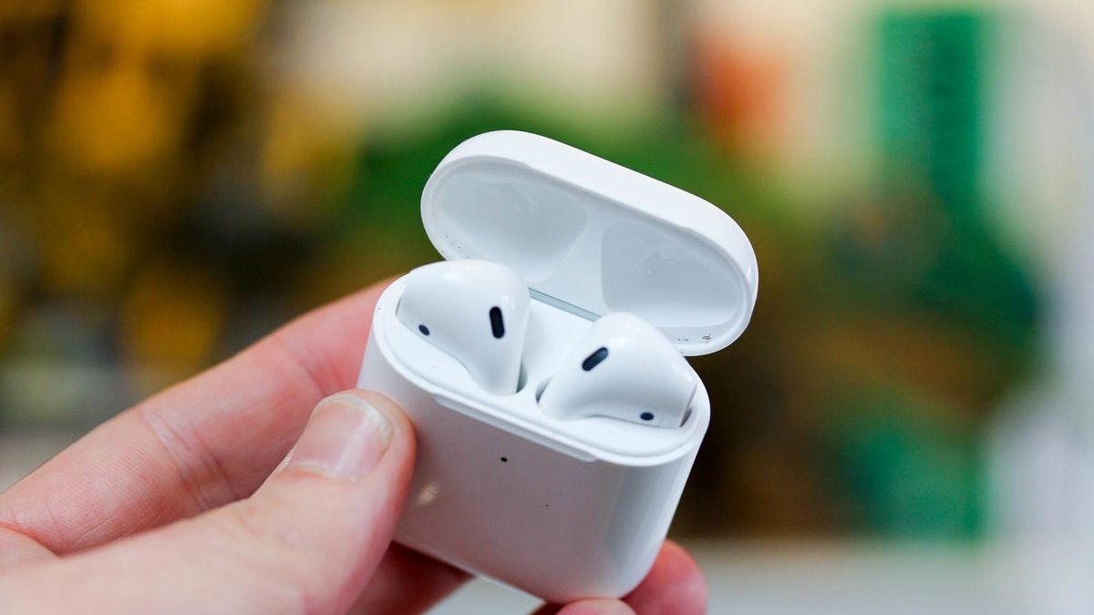Навушники Apple зможуть впізнавати людей за формою вуха або ходою - фото 1