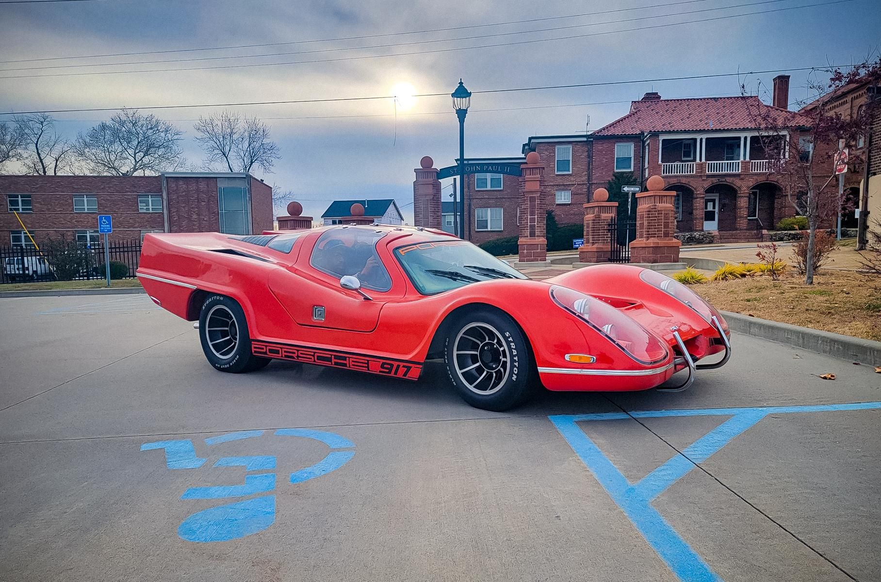 Репліку Porsche 917 продають за 3 тисячі доларів - фото 1
