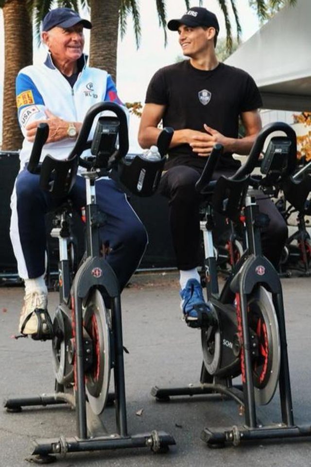 Німецький аристократ усиновив дорослого чоловіка: для чого він це зробив - фото 494614