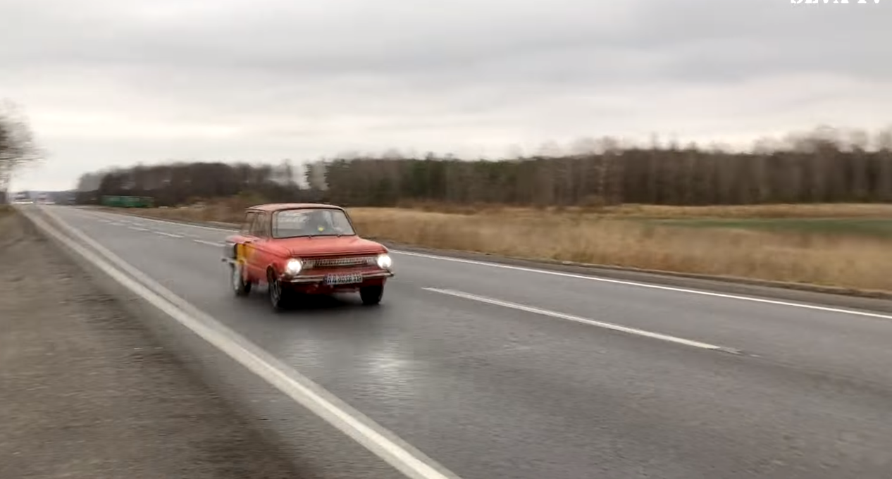 Дивіться, як електричний Запорожець розганяється з місця до 100 км/год за 3,77 секунди - фото 1