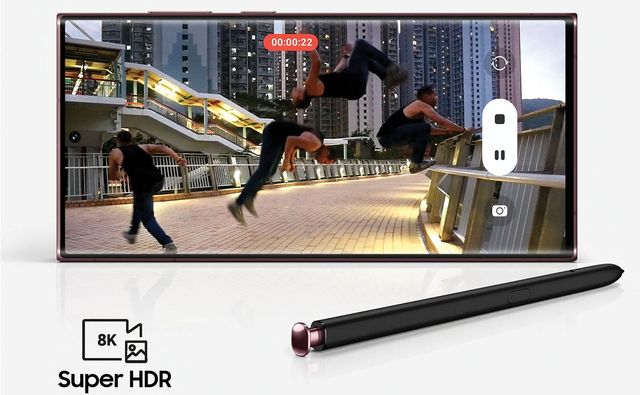 Samsung Galaxy S22 Ultra і комплект поставки вперше показали вживу - фото 494889