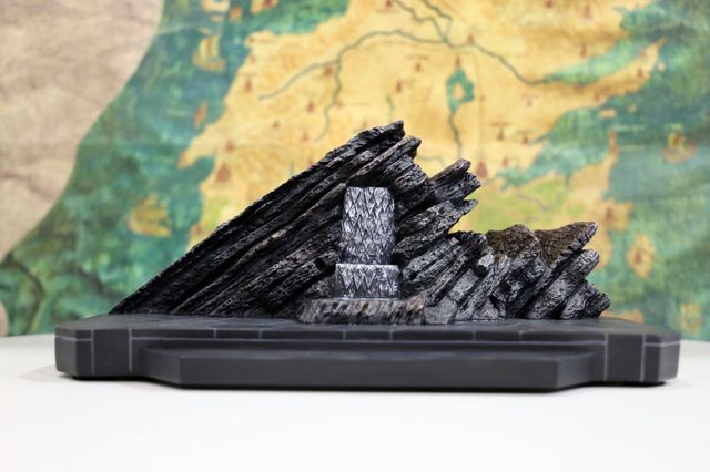 В кабінеті у Візерспун- фото 495303