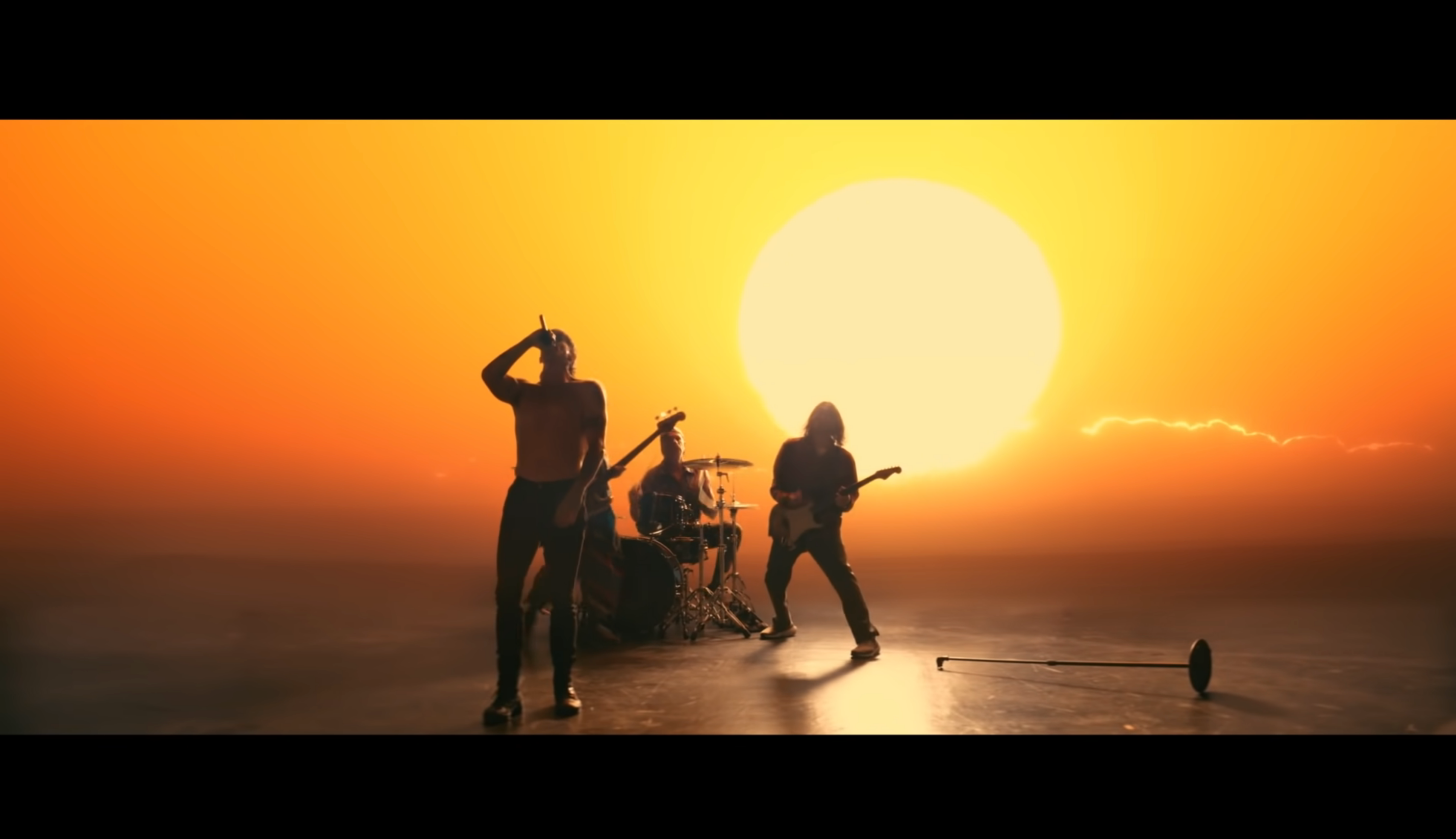 Black Summer: дивіться кліп на новий сингл Red Hot Chili Peppers