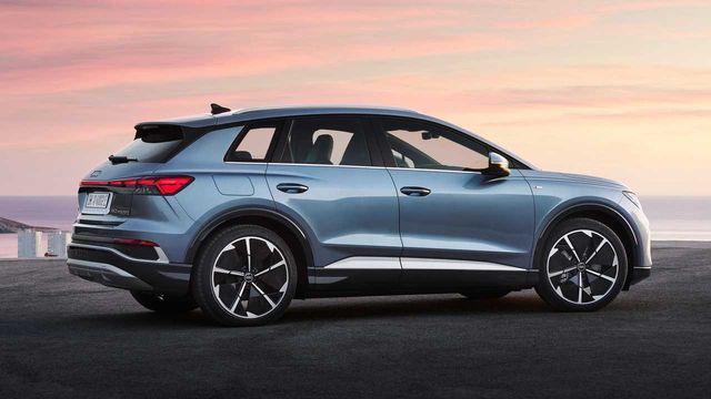 Porsche Taycan обійшов за популярністю усі бензинові авто, але в одній країні - фото 495354