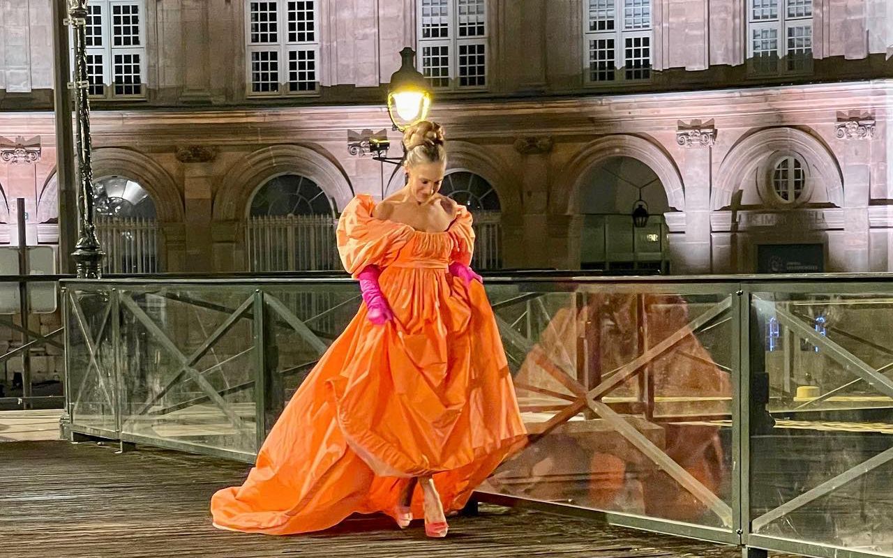 У сукні від Valentino Керрі Бредшоу з'явилася у фінальній серії - фото 1