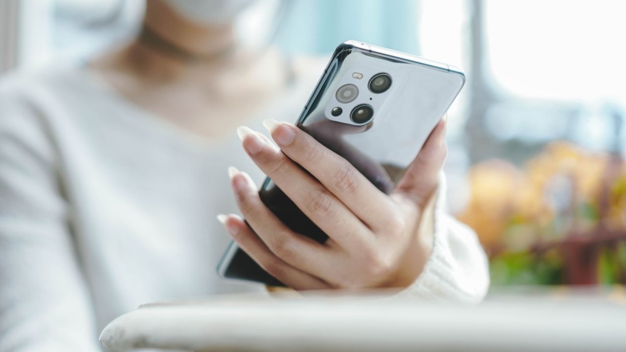 Так можуть виглядати новенькі OPPO Find X5 і X5 Pro - фото 1