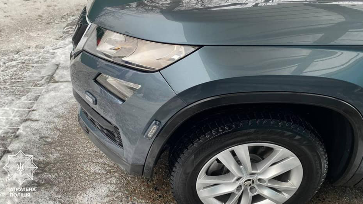 Перший поліцейський автомобіль-фантом потрапив у ДТП: фотофакт