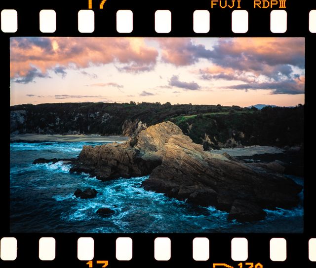 Австралієць прикріпив плівковий фотоапарат до дрона та зробив аналогові аерофотознімки - фото 495509