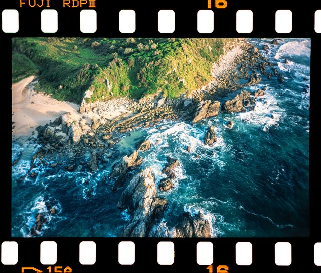 Австралієць прикріпив плівковий фотоапарат до дрона та зробив аналогові аерофотознімки - фото 495514