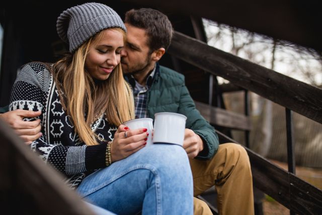 Як поводиться чоловік, коли він справді закоханий- фото 495699