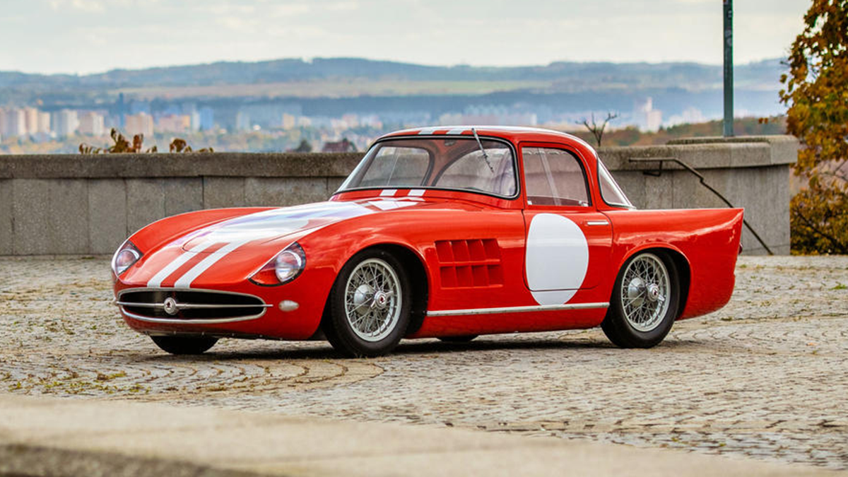 Skoda відновила унікальне гоночне купе з 60-х, використовуючи уламки двох екземплярів