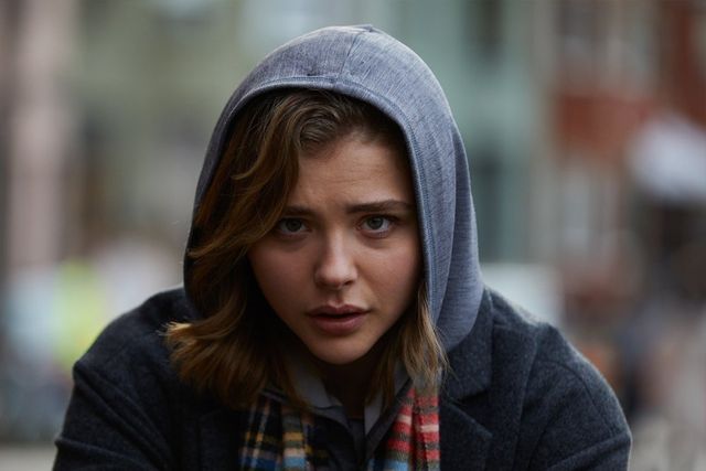 Найгарячіші образи Хлої Морец за всю кар'єру: добірка фото іменинниці (18+) - фото 495891