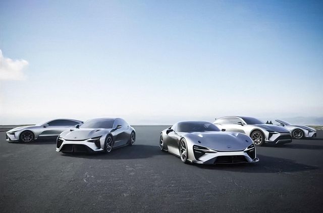 Lexus показав свій новий електричний суперкар, який стане спадкоємцем LFA - фото 495980