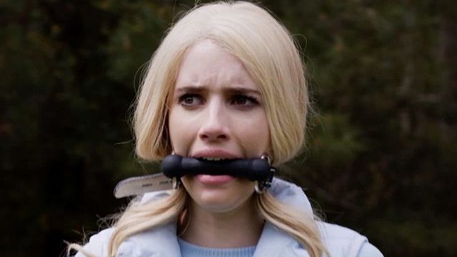 Найгарячіші образи Емми Робертс за всю кар'єру: добірка фото іменинниці (18+) - фото 496084