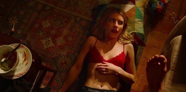 Найгарячіші образи Емми Робертс за всю кар'єру: добірка фото іменинниці (18+) - фото 496095