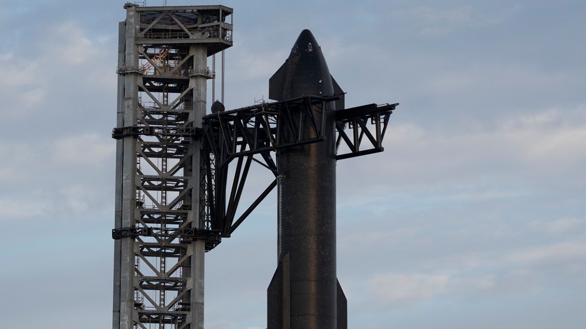 Ілон Маск представив міжпланетний корабель Starship і показав, як колонізуватиме Марс