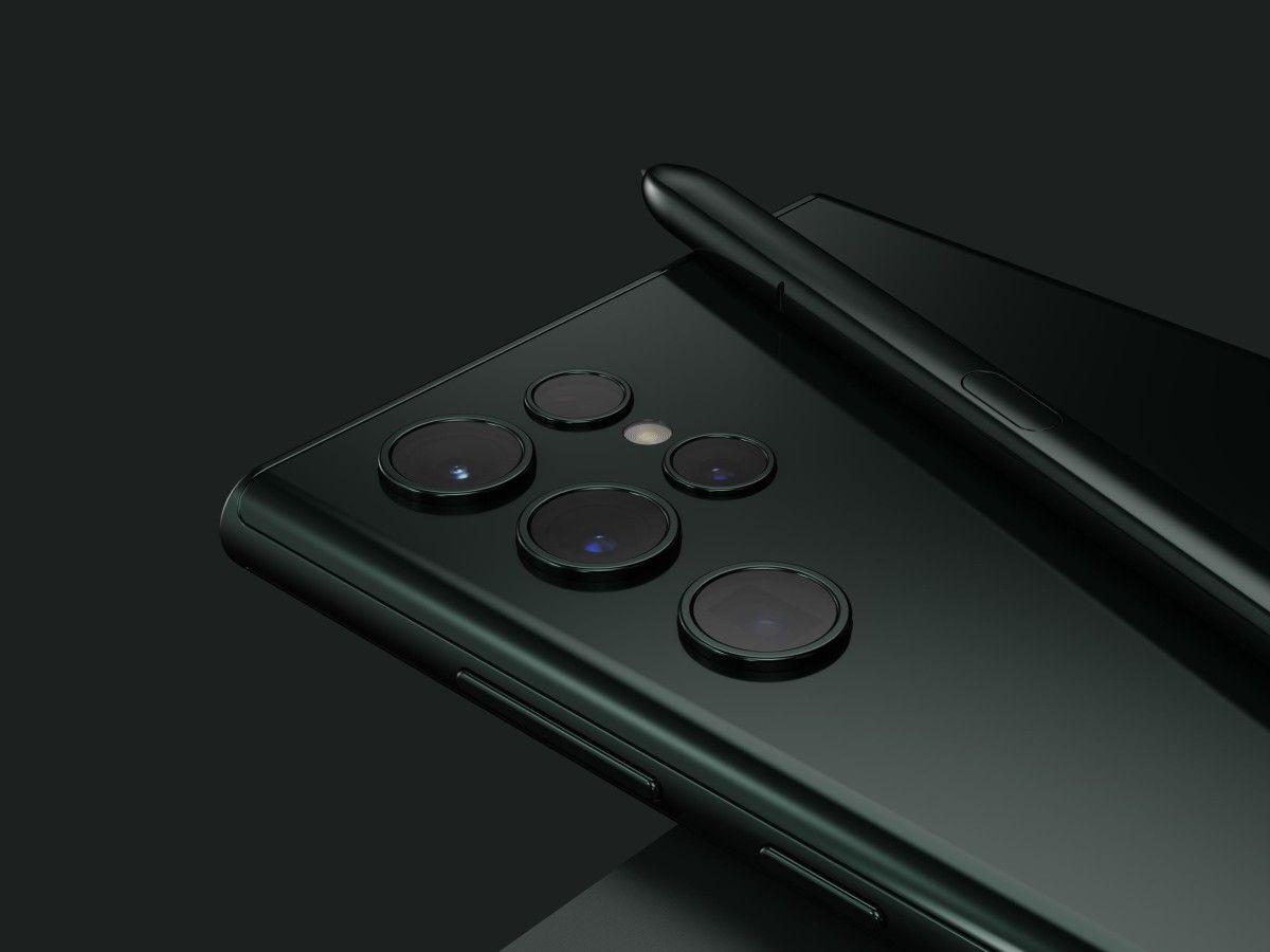 Samsung випустила надзвичайно зворушливу рекламу Galaxy S22 Ultra