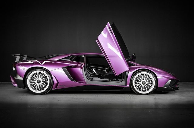 Рідкісний Lamborghini Aventador без пробігу пустили з молотка: його ціна вражає - фото 496426