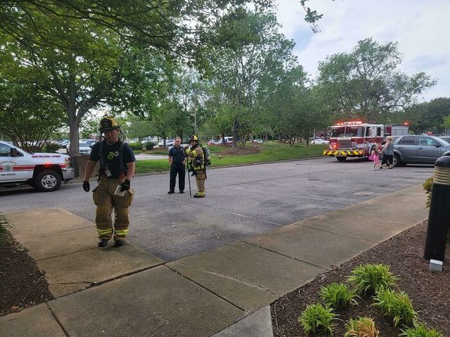 Справді жахливий день на роботі: епічні фото - фото 496971