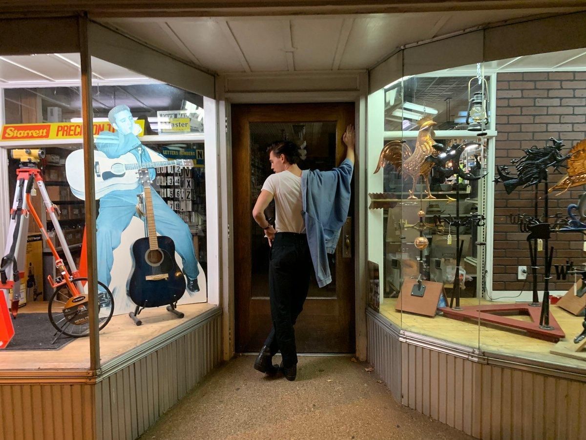 Дивіться тизер фільму про Елвіса Преслі - фото 1