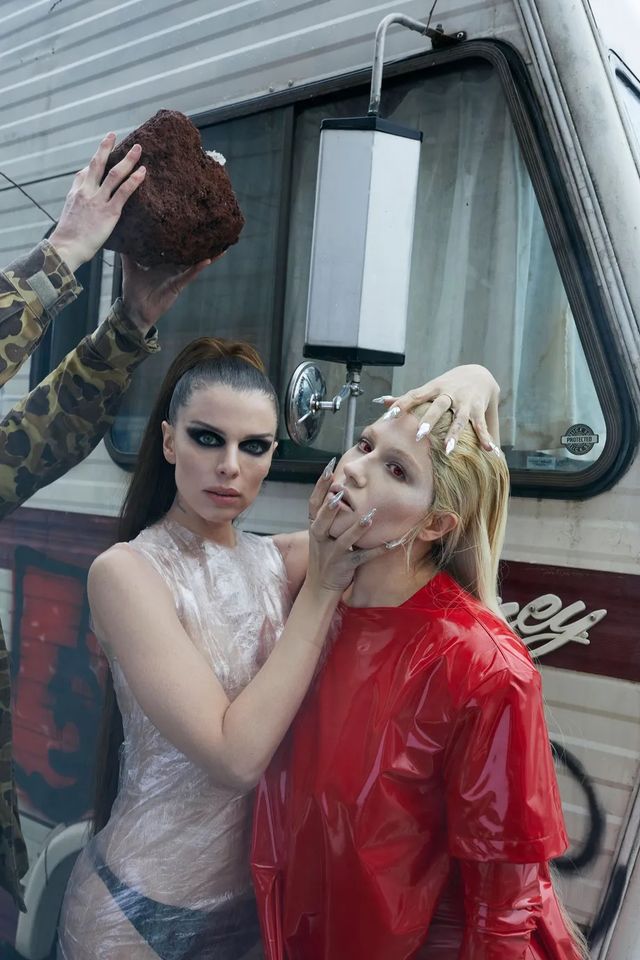 Колишня Каньє Веста знялася у відвертій фотосесії для The Cut: ефектні кадри - фото 497095