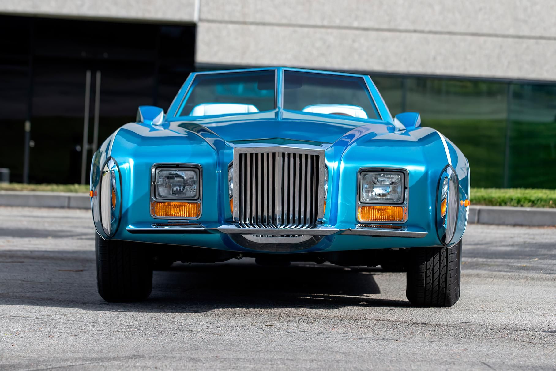 Як виглядає Chevrolet Corvette, доопрацьований творцем Бетмобіля