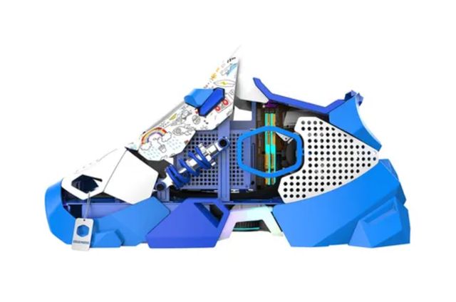 Представлено прототип комп'ютера у формі кросівка - фото 497967