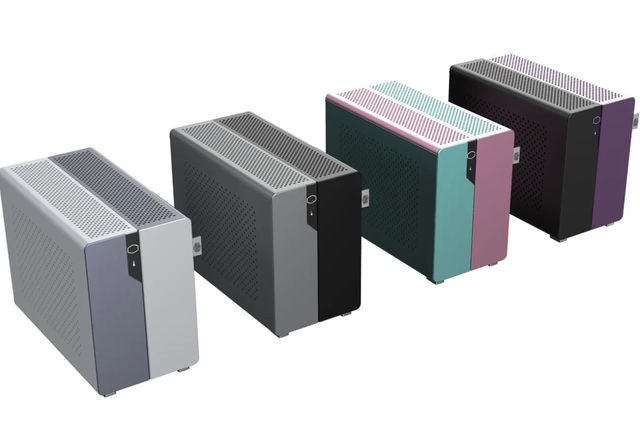 Представлено прототип комп'ютера у формі кросівка - фото 497969