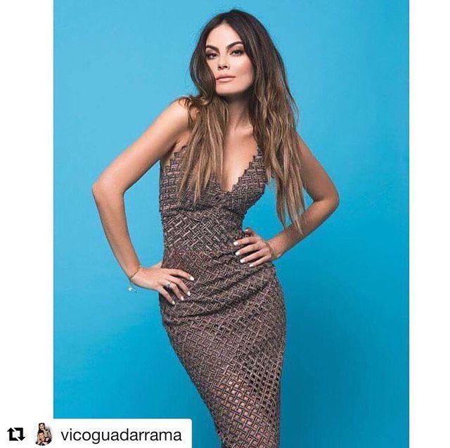 Найгарячіші образи Хімени Наваррете за всю кар'єру: добірка фото іменинниці (18+) - фото 498133