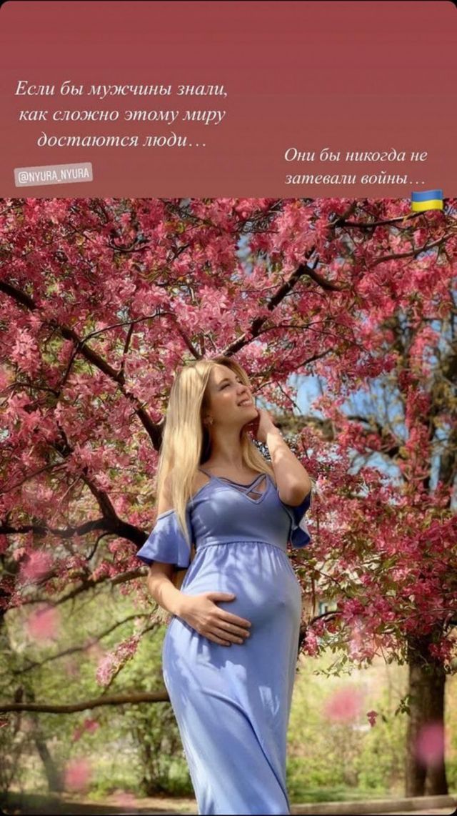 'Якби чоловіки знали...': українські жінки виступили флешмобом проти війни - фото 498248