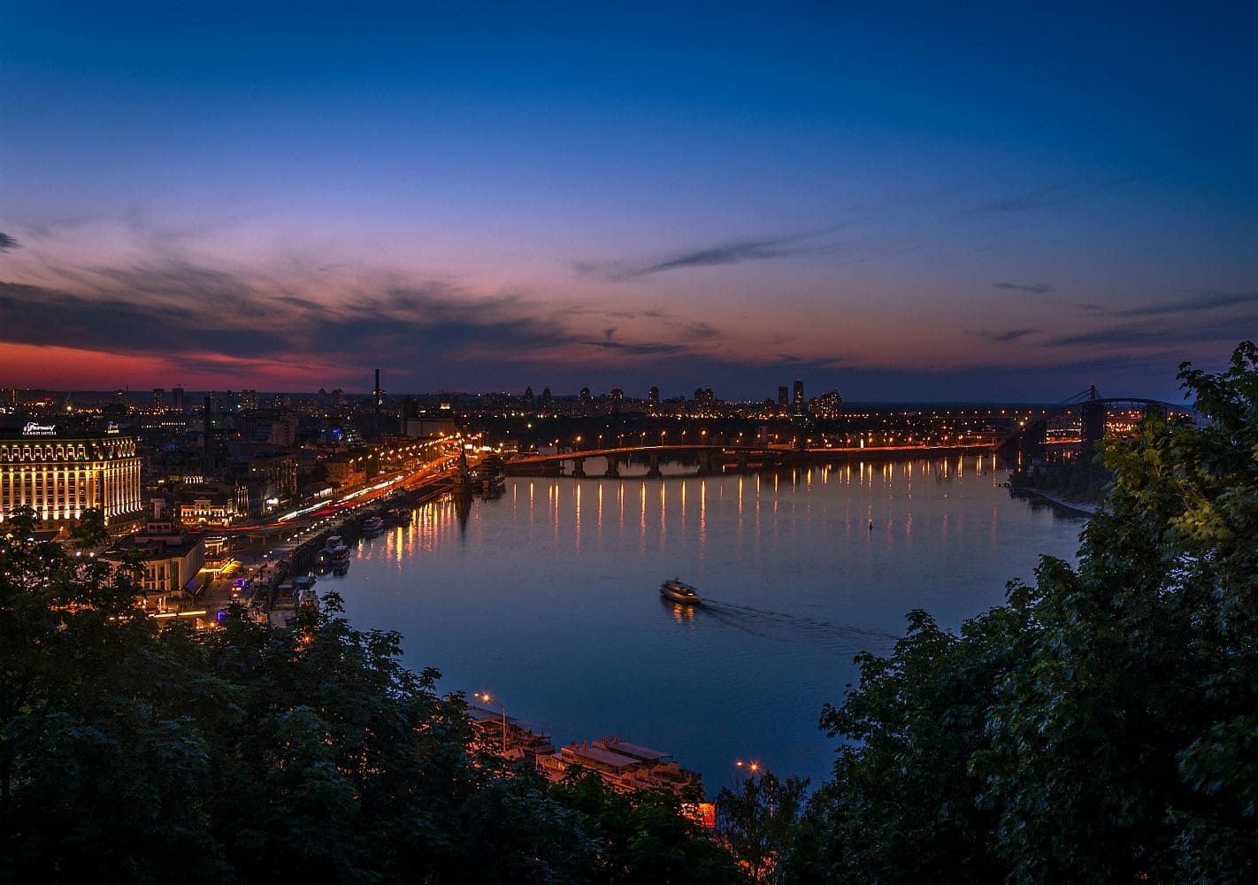 У Києві запровадили комендантську годину: що це означає