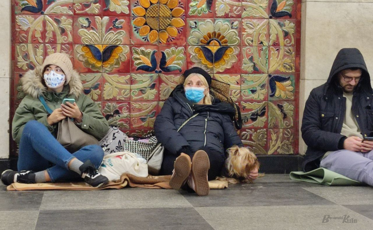 Як не можна поводитися у сховищі - фото 1