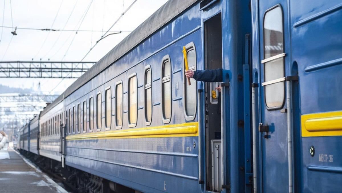 Як курсуватимуть поїзди Укрзалізниці 1 березня: графік